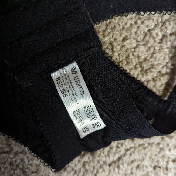 Wacoal Black Lace Back Closure Bra Size 38D Adjustable Straps Retro Chic - Picture 6 of 6